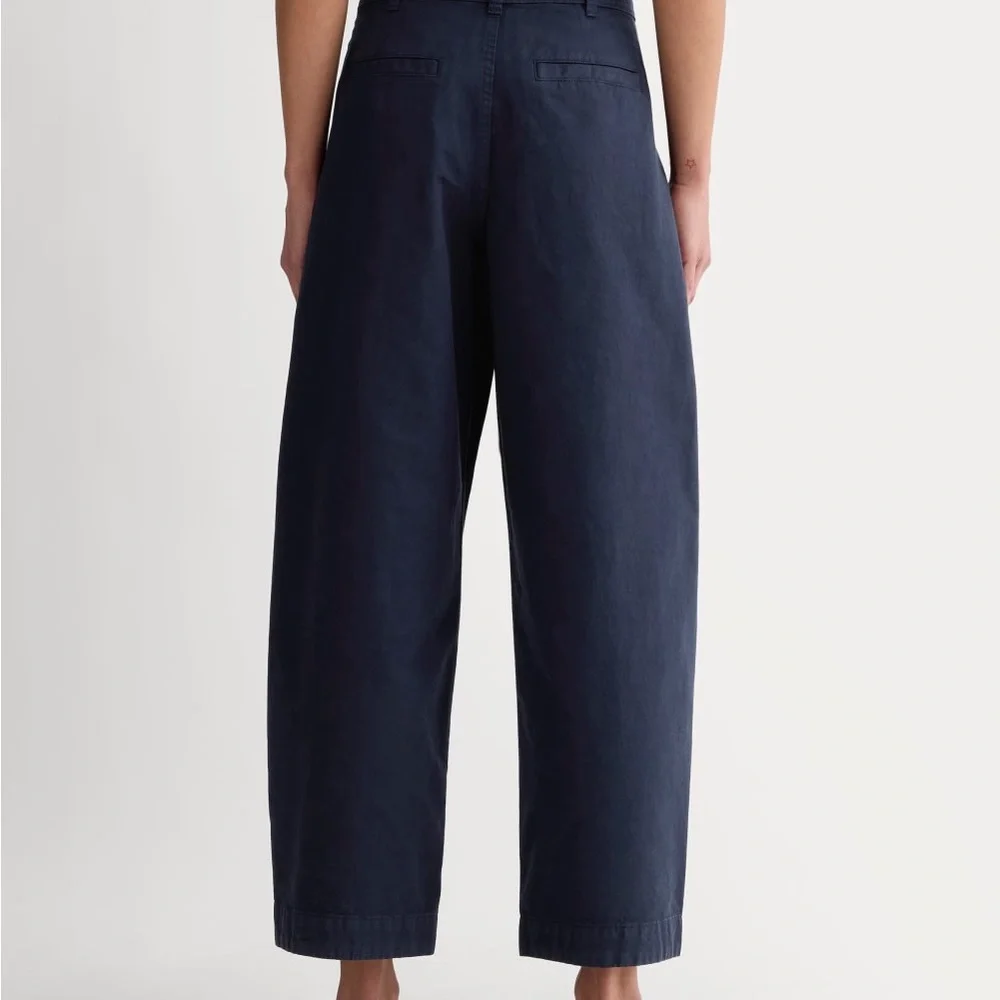 Everlane The Everywhere Pant in Navy - Picture 4 of 11